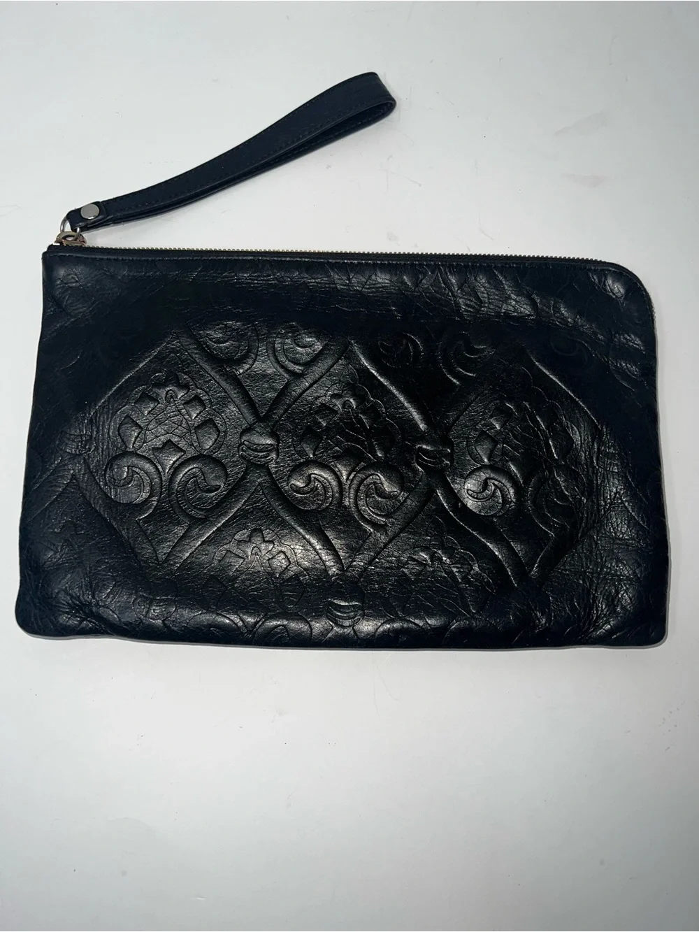 Hobo Black Embossed Leather Wristlet Clutch Bag/Purse with Heart Designs